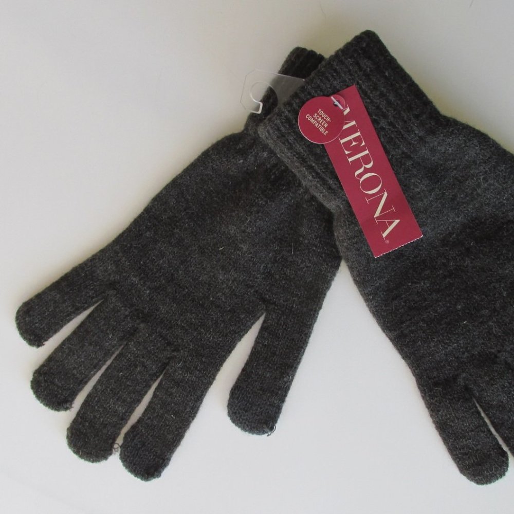 Ladies' Knit Gloves NWT Charcoal Heather One Size Touch-screen Compatible